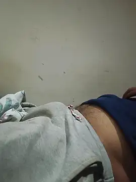 vardh033 online show from November 26, 9:16 pm