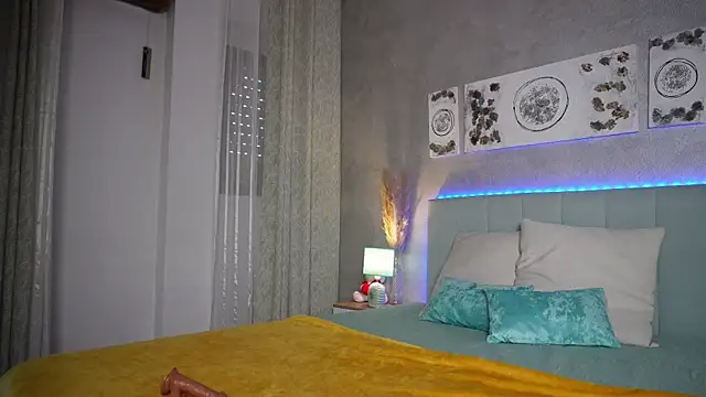 LibertyLust online show from September 27, 6:40 am