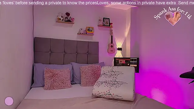 Snapshot of Melifluaa chatting on October 4, 3:32 pm Melifluaa online show from October 4, 3:32 pm