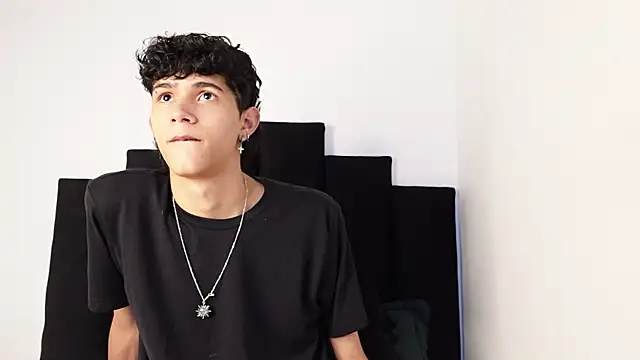 alexmark  online show from September 18, 3:25 pm