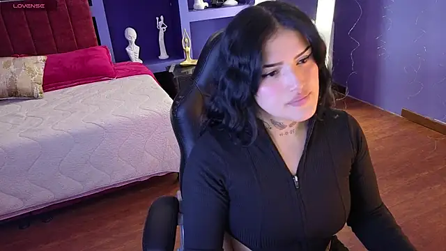 sari belle online show from November 25, 8:42 pm