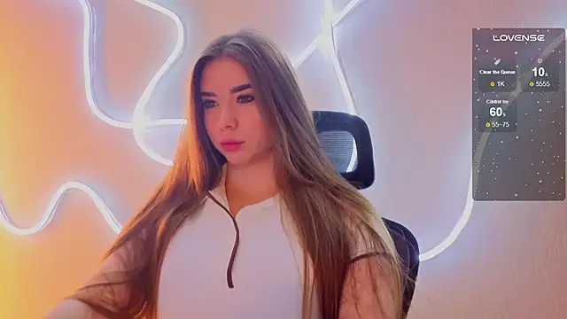 Snapshot of evapuffy chatting on November 11, 10:15 am evapuffy online show from November 11, 10:15 am