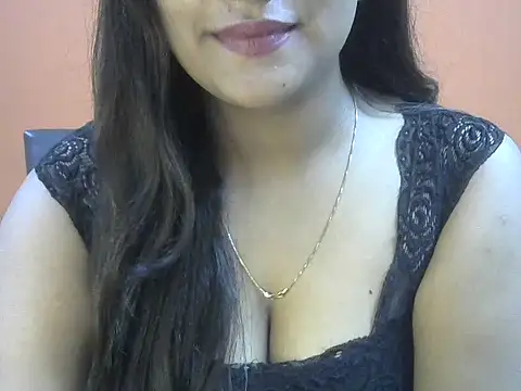 Queenxxx98 online show from November 27, 5:59 pm