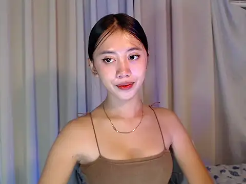 Snapshot of lovely_kiannaHugecock chatting on September 15, 5:51 am lovely kiannaHugecock online show from September 15, 5:51 am