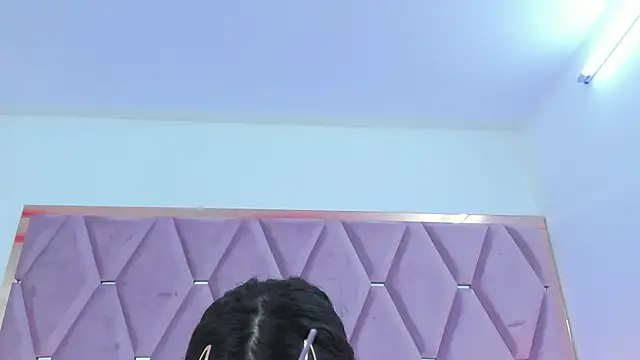 Snapshot of MaskedGirl_ chatting on October 11, 11:53 am MaskedGirl online show from October 11, 11:53 am