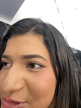 Snapshot of MaskedGirl_ chatting on October 20, 7:58 pm MaskedGirl online show from October 20, 7:58 pm