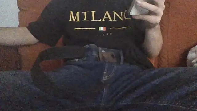 Snapshot of elchavalin chatting on December 18, 3:51 pm elchavalin online show from December 18, 3:51 pm