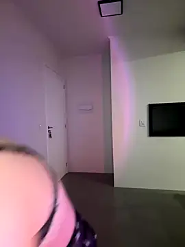 dinexzsummer online show from October 26, 2:50 am