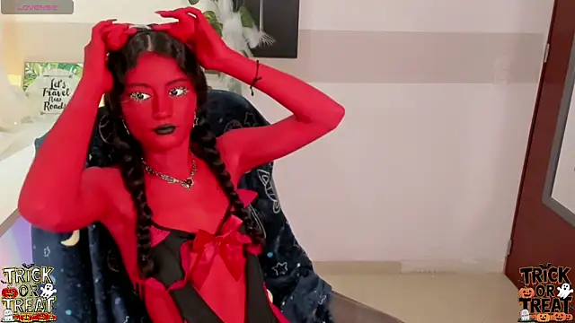 Krysten Riter online show from October 31, 3:13 pm