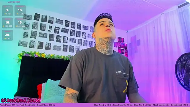 Sarahandzack online show from September 10, 9:09 am