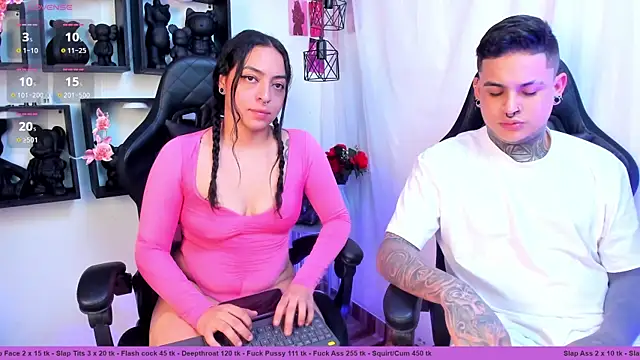 Sarahandzack online show from October 24, 1:35 am