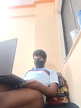 Snapshot of sexy_boy_986 chatting on December 17, 9:59 am sexy boy 986 online show from December 17, 9:59 am