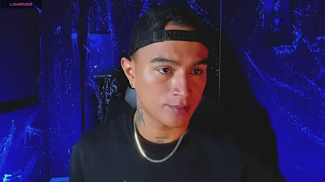 LiamDeep online show from September 21, 10:44 pm