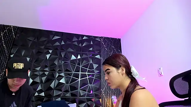 KimberlyLoren online show from September 20, 1:01 pm