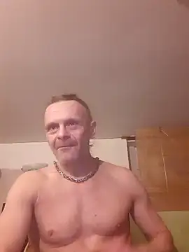 Snapshot of Kuba_Gd chatting on December 27, 1:53 am Kuba Gd online show from December 27, 1:53 am