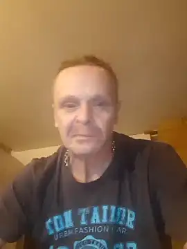 Snapshot of Kuba_Gd chatting on January 12, 5:03 am Kuba Gd online show from January 12, 5:03 am