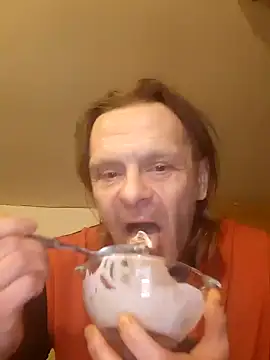 Snapshot of Kuba_Gd chatting on January 18, 8:30 pm Kuba Gd online show from January 18, 8:30 pm