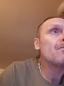 Snapshot of Kuba_Gd chatting on February 1, 6:40 pm Kuba Gd online show from February 1, 6:40 pm