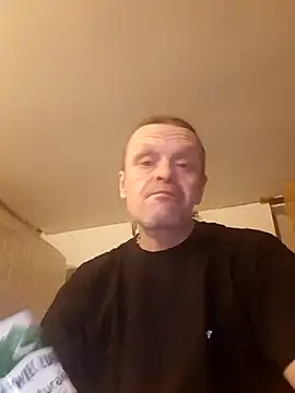 Snapshot of Kuba_Gd chatting on February 5, 7:42 pm Kuba Gd online show from February 5, 7:42 pm