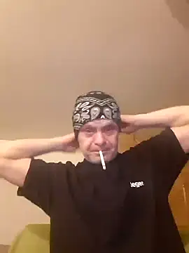 Snapshot of Kuba_Gd chatting on February 6, 2:00 am Kuba Gd online show from February 6, 2:00 am