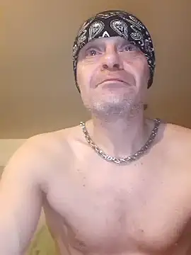 Snapshot of Kuba_Gd chatting on February 6, 5:03 am Kuba Gd online show from February 6, 5:03 am