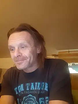 Snapshot of Kuba_Gd chatting on February 11, 11:32 am Kuba Gd online show from February 11, 11:32 am