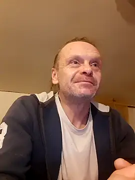 Snapshot of Kuba_Gd chatting on February 12, 2:45 am Kuba Gd online show from February 12, 2:45 am