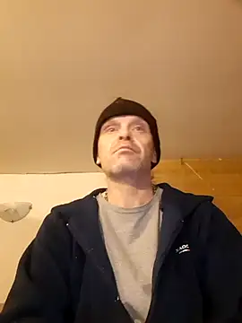 Snapshot of Kuba_Gd chatting on February 13, 3:29 am Kuba Gd online show from February 13, 3:29 am