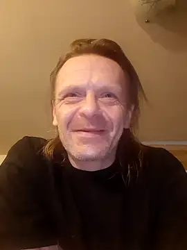 Snapshot of Kuba_Gd chatting on February 19, 2:34 pm Kuba Gd online show from February 19, 2:34 pm