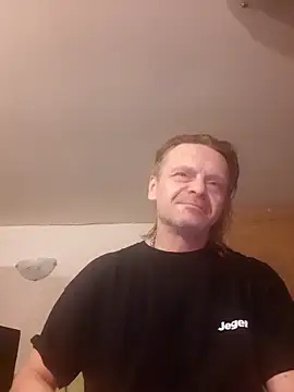 Snapshot of Kuba_Gd chatting on February 19, 11:46 pm Kuba Gd online show from February 19, 11:46 pm