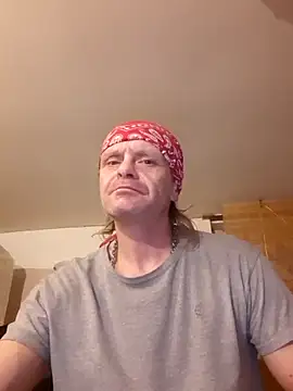 Snapshot of Kuba_Gd chatting on February 27, 5:45 am Kuba Gd online show from February 27, 5:45 am