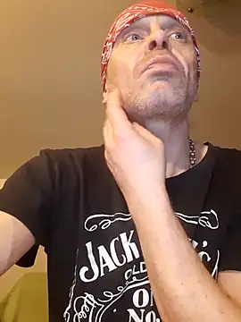 Snapshot of Kuba_Gd chatting on March 7, 9:07 am Kuba Gd online show from March 7, 9:07 am