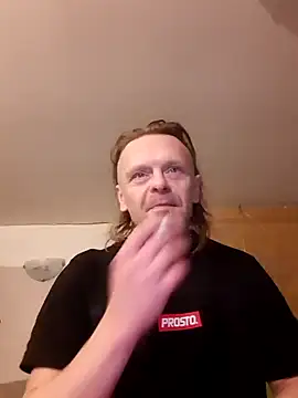 Snapshot of Kuba_Gd chatting on March 16, 12:34 am Kuba Gd online show from March 16, 12:34 am