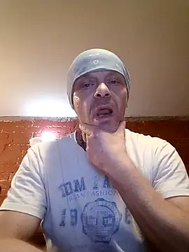 Snapshot of Kuba_Gd chatting on September 18, 1:46 pm Kuba Gd online show from September 18, 1:46 pm