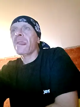 Snapshot of Kuba_Gd chatting on October 3, 11:46 pm Kuba Gd online show from October 3, 11:46 pm