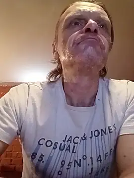 Snapshot of Kuba_Gd chatting on November 8, 2:56 am Kuba Gd online show from November 8, 2:56 am