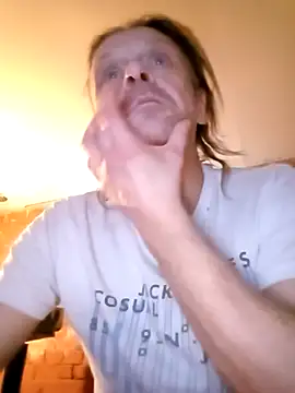 Snapshot of Kuba_Gd chatting on November 22, 1:04 am Kuba Gd online show from November 22, 1:04 am