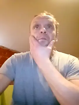 Snapshot of Kuba_Gd chatting on November 26, 7:59 pm Kuba Gd online show from November 26, 7:59 pm