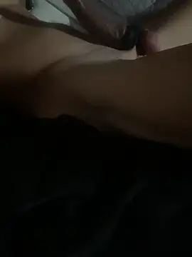 Snapshot of bananasex204 chatting on September 23, 1:58 pm bananasex204 online show from September 23, 1:58 pm