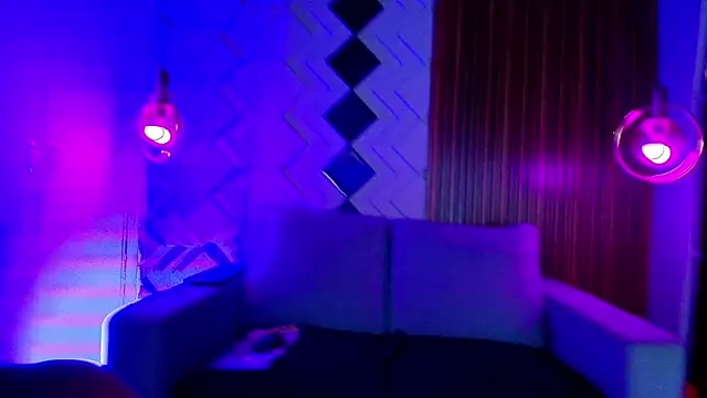 Susyhot  online show from September 12, 11:10 am