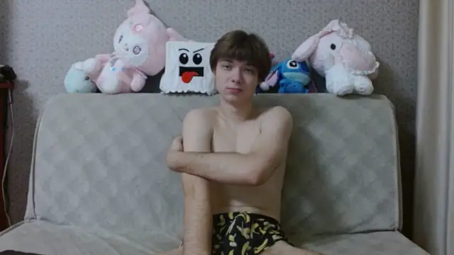 Snapshot of hilt_on_ chatting on October 14, 7:53 am hilt on online show from October 14, 7:53 am