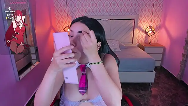 CHRISTY TEIGEN4 online show from September 12, 7:25 pm