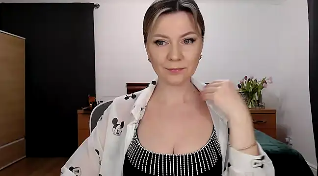 Snapshot of ParadiseAlina chatting on January 20, 7:14 pm ParadiseAlina online show from January 20, 7:14 pm