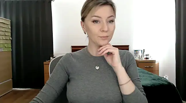 Snapshot of ParadiseAlina chatting on February 3, 12:25 pm ParadiseAlina online show from February 3, 12:25 pm