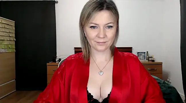 Snapshot of ParadiseAlina chatting on February 5, 7:20 pm ParadiseAlina online show from February 5, 7:20 pm