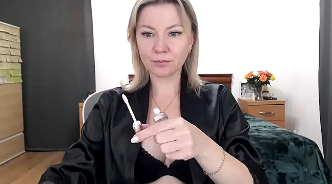 Snapshot of ParadiseAlina chatting on March 15, 11:06 pm ParadiseAlina online show from March 15, 11:06 pm