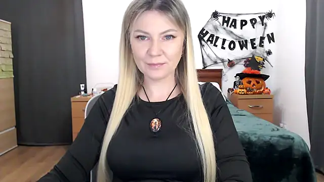 Snapshot of ParadiseAlina chatting on October 27, 7:40 pm ParadiseAlina online show from October 27, 7:40 pm