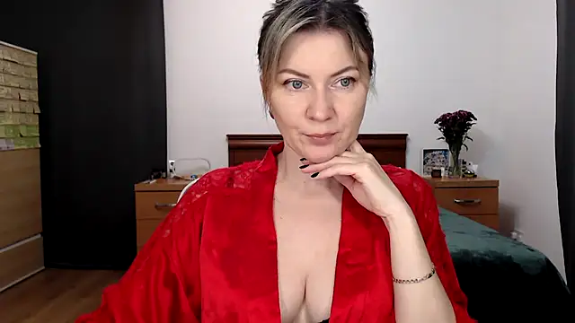 Snapshot of ParadiseAlina chatting on November 10, 6:40 pm ParadiseAlina online show from November 10, 6:40 pm