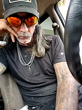 Snapshot of crassanova chatting on October 5, 6:50 pm crassanova online show from October 5, 6:50 pm