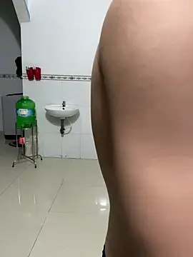 Snapshot of anhkiet_huang chatting on November 27, 1:46 pm anhkiet huang online show from November 27, 1:46 pm